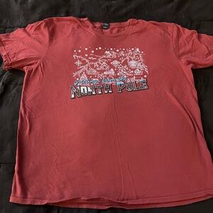 Red North Pole Graphic T-Shirt size XL